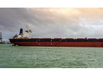 扬子江船业获得两艘325000载重吨超大型矿砂船（VLOC）订单
